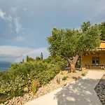 Casa *